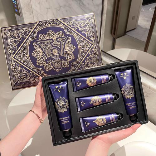 櫻花香氛護手霜禮盒 精致伴手禮，為現代女性注入滋潤與優雅